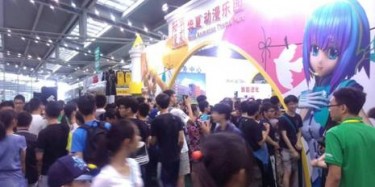深圳動(dòng)漫節(jié)精彩開(kāi)幕，畢加營(yíng)銷(xiāo)型展臺(tái)人氣爆棚
